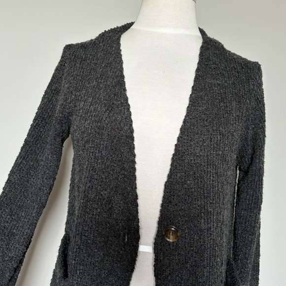 Code x Mode Charcoal gray V-Neck Boucle Knit Cardigan Sweater, size XS - Picture 5 of 16
